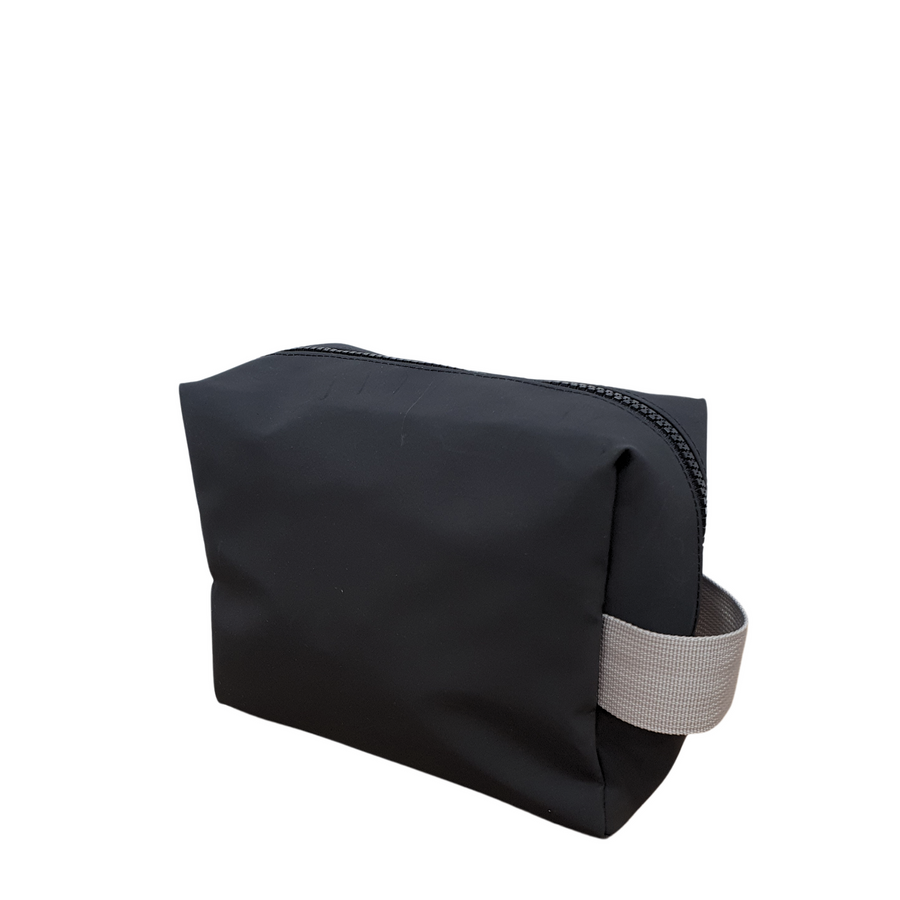 Noir Cosmetic Bag / RNCB