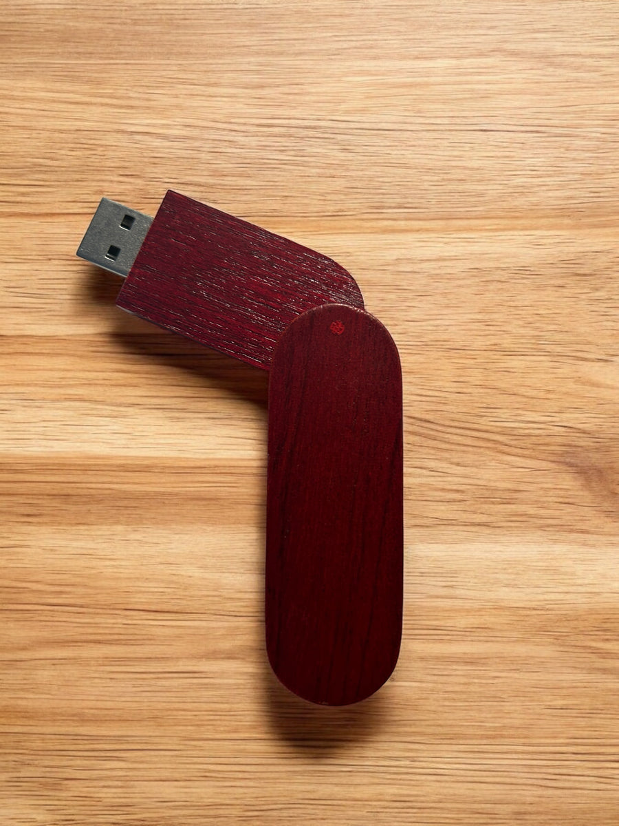 Driftwood Wooden Swivel Flash Drive / SWUSB